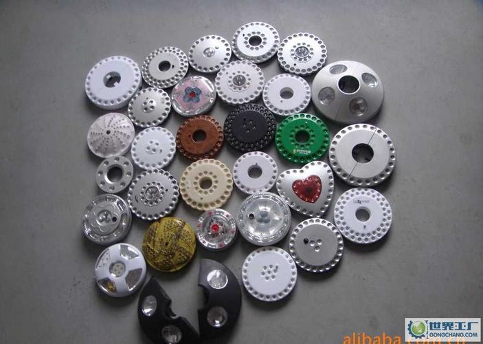 野营灯,手电筒,马灯等系列产品